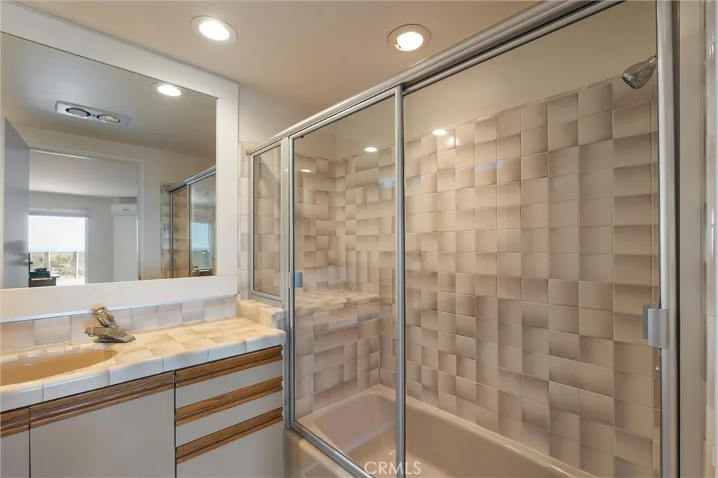 7335 Vista Del Mar Lane, Playa Del Rey, California 90293 home-pic-43